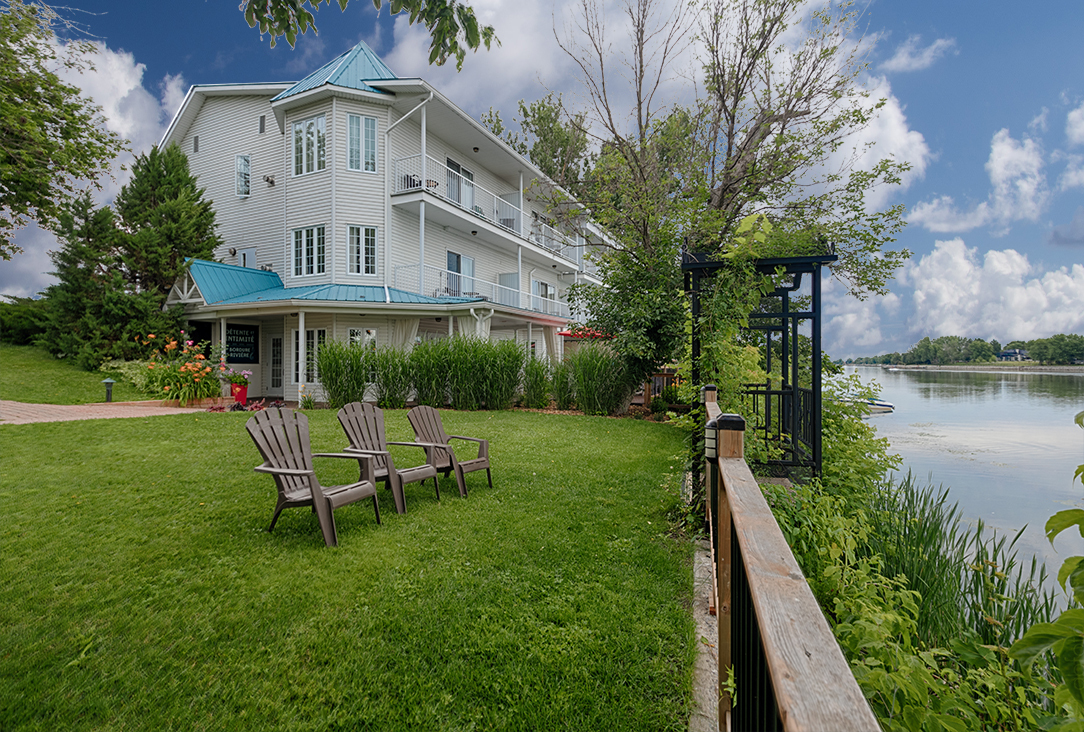 Accommodation - Auberge Handfield