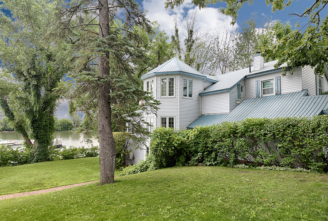 Accommodation - Auberge Handfield